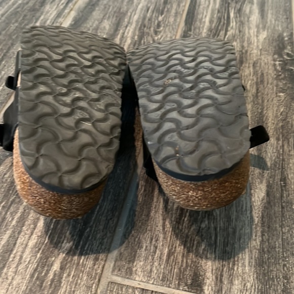 38 Mayari - Picture 5 of 5